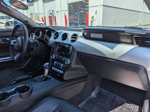 Used 2017 Ford Mustang GT Premium w/ Equipment Group 401A RWD image 27