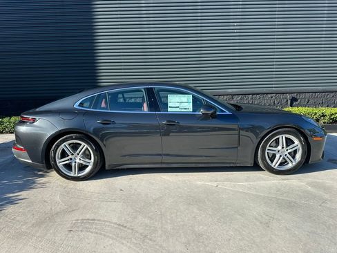 Certified 2026 Porsche Panamera RWD image 10