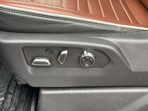 Used 2024 GMC Sierra 1500 Denali Ultimate image 30