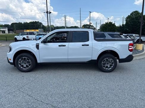 New 2026 Ford Maverick XLT w/ XLT Luxury Package FWD image 7