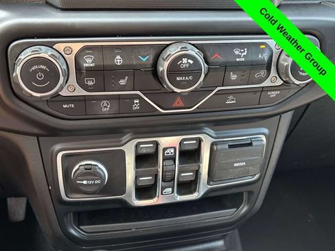Used 2023 Jeep Gladiator Sport AWD/4WD image 18