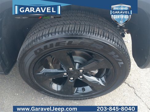 Used 2025 Jeep Grand Cherokee Altitude image 29