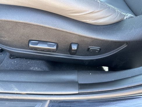 Used 2013 Hyundai Elantra Limited w/ Technology Pkg image 14