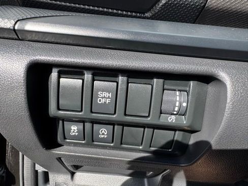 Used 2021 Subaru Forester AWD/4WD image 16