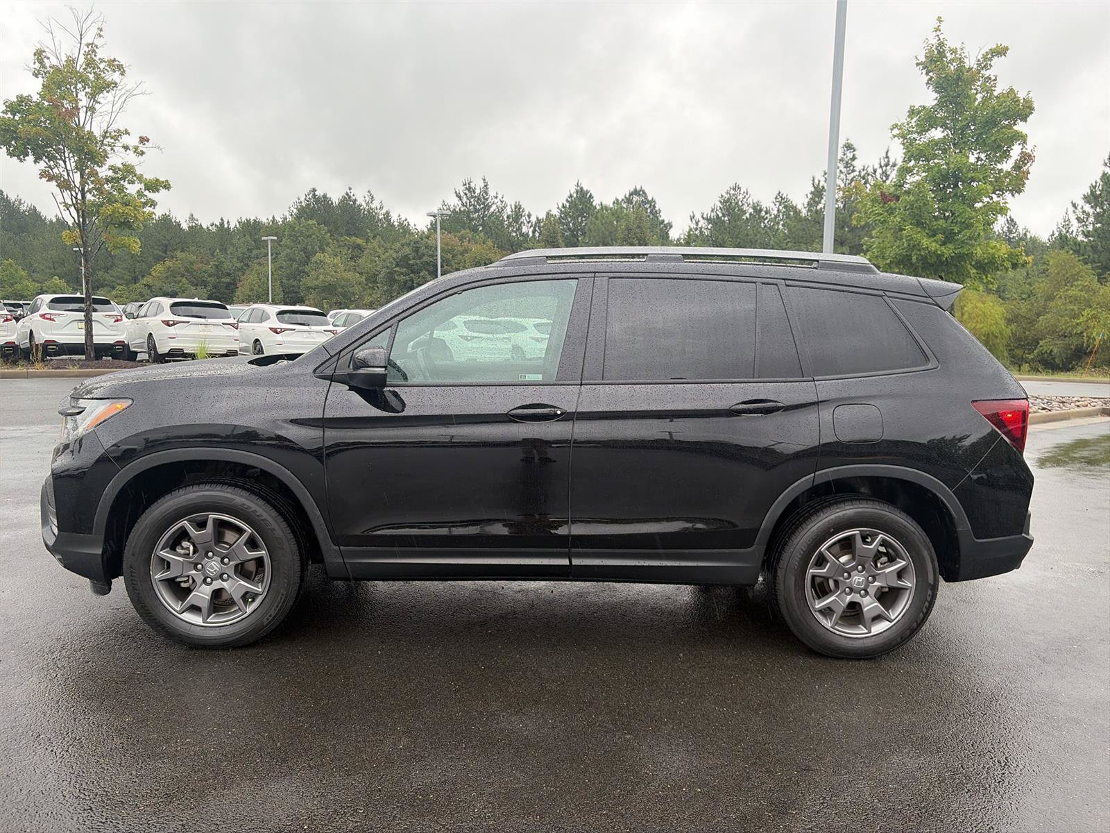 Certified 2024 Honda Passport TrailSport image 4