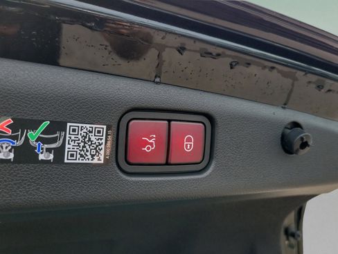 New 2026 Mercedes-Benz E 350 Sedan image 6