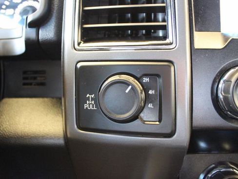 Used 2019 Ford F150 XLT w/ Equipment Group 302A Luxury AWD/4WD image 38