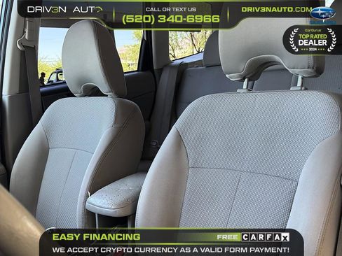 Used 2012 Subaru Forester 2.5X Premium w/ All-Weather Pkg AWD/4WD image 11