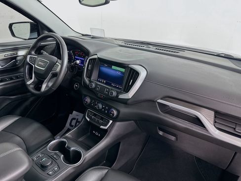 Used 2022 GMC Terrain SLT w/ Tech Package FWD image 31