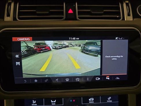 Used 2019 Land Rover Range Rover HSE AWD/4WD image 25