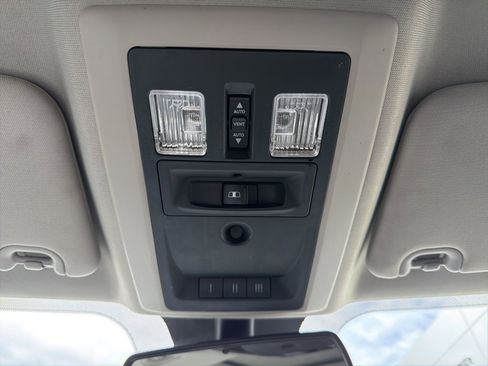 Used 2015 RAM 1500 Sport w/ Remote Start & Security Group image 22