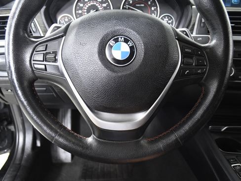 Used 2018 BMW 330i Sedan w/ Convenience Package image 10
