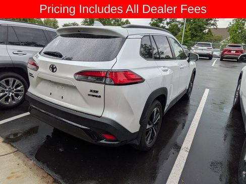 Used 2024 Toyota Corolla Cross AWD Hybrid w/ Convenience Package image 7