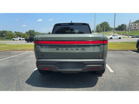 Used 2026 Rivian R1T Premium AWD/4WD image 4
