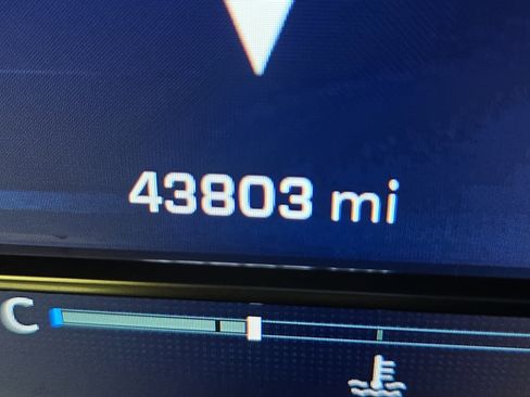 Certified 2023 Chevrolet Tahoe Premier w/ Advanced Technology Package image 19