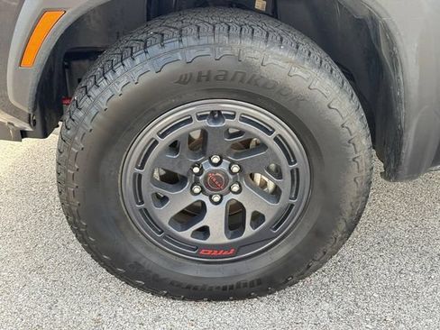 Used 2026 Nissan Frontier PRO-4X AWD/4WD image 8