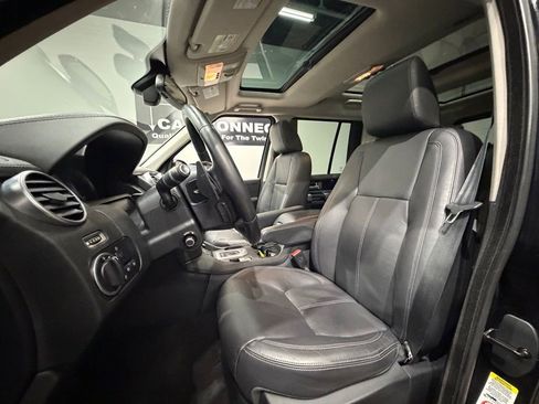 Used 2016 Land Rover LR4 HSE LUX AWD/4WD image 27