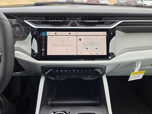 New 2026 Jeep Cherokee Laredo AWD/4WD image 20