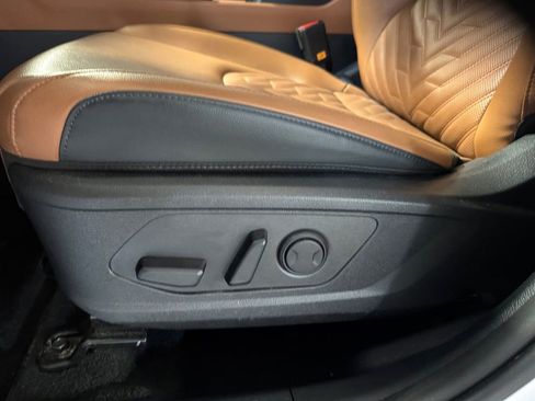 Certified 2026 Kia Sportage X-Line w/ X-Line Premium Package image 13