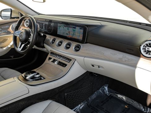 Used 2019 Mercedes-Benz E 450 E 450 w/ AMG Line Package image 12