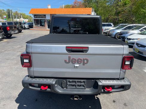 Used 2020 Jeep Gladiator Rubicon AWD/4WD image 4