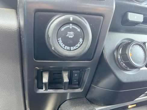 Used 2016 Ford F150 XLT w/ Equipment Group 302A Luxury image 18