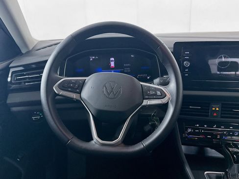 Used 2025 Volkswagen Jetta S image 18