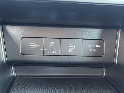 Used 2025 Hyundai Sonata SEL FWD image 17