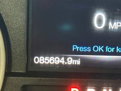 Used 2019 Ford F150 XLT w/ Equipment Group 302A Luxury AWD/4WD image 11