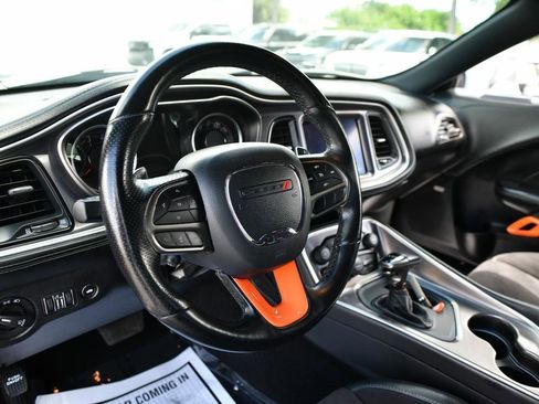 Used 2021 Dodge Challenger GT w/ Plus Package image 8