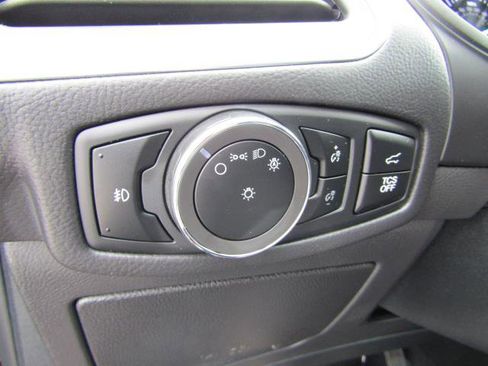 Used 2024 Ford Edge Titanium w/ Equipment Group 301A AWD/4WD image 19