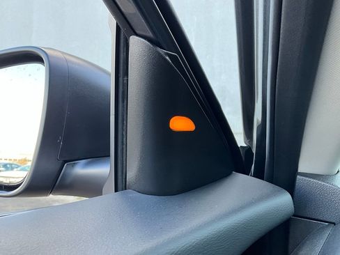 Used 2025 Nissan Altima 2.5 SV image 20