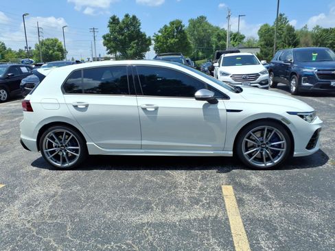 Used 2024 Volkswagen Golf R w/ MDO Package AWD/4WD image 29