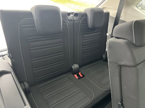 Used 2023 Volkswagen Tiguan S image 29