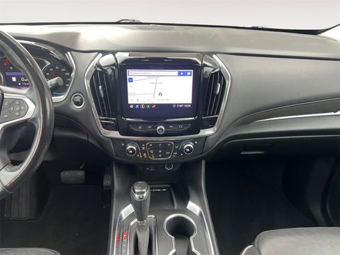 Used 2020 Chevrolet Traverse High Country image 11