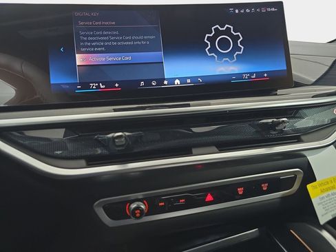 New 2026 BMW X6 xDrive40i w/ Premium Package image 14