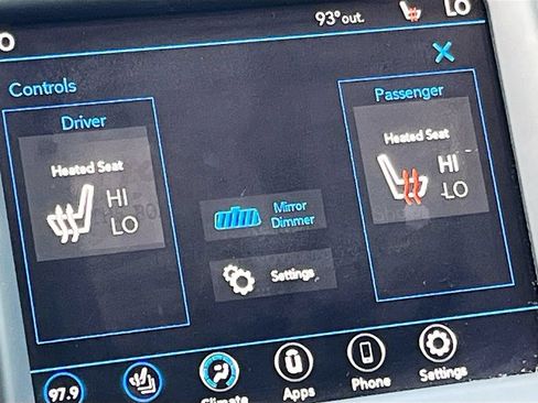 Used 2021 Chrysler 300 Touring L RWD image 19