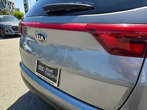 Used 2019 Kia Sportage LX FWD image 15