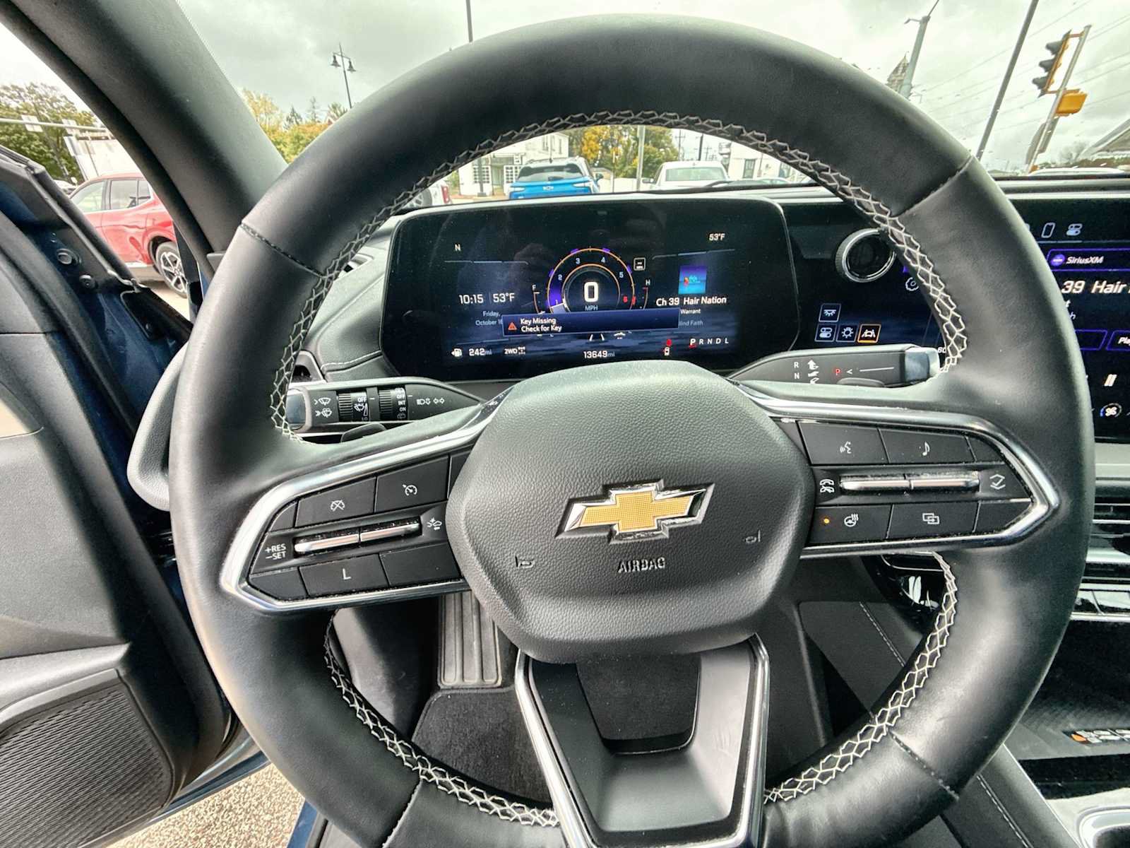 Certified 2025 Chevrolet Traverse LT w/ Driver Confidence Package AWD/4WD image 11