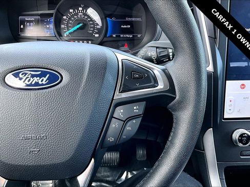 Used 2024 Ford Edge SEL image 12