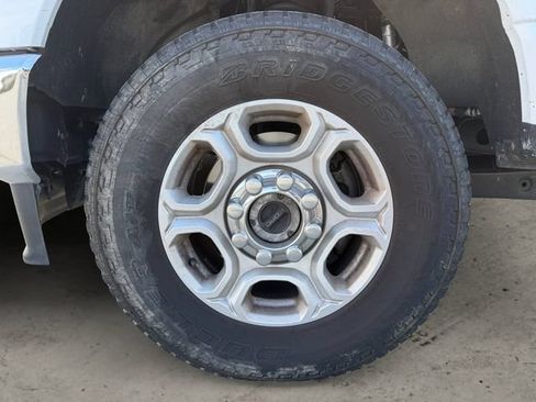Used 2026 Ford F250 XLT AWD/4WD image 9