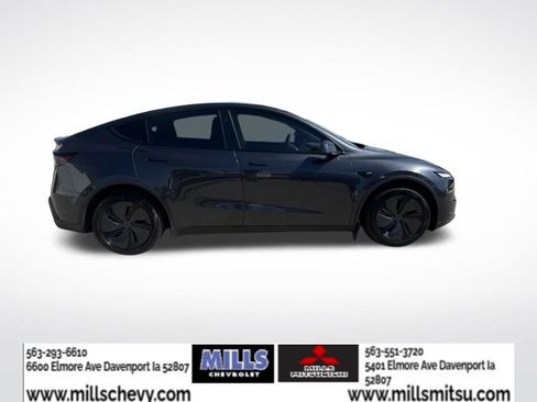 Used 2026 Tesla Model Y Long Range AWD/4WD image 6