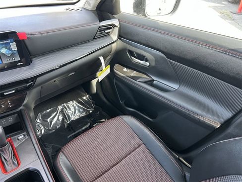 New 2026 Nissan Kicks SR FWD image 20