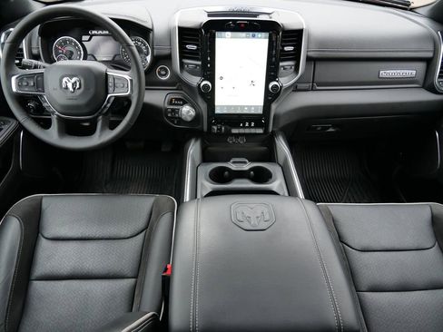 Used 2025 RAM 1500 Laramie image 15