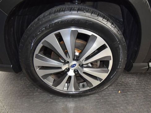 Used 2019 Subaru Ascent Limited image 13