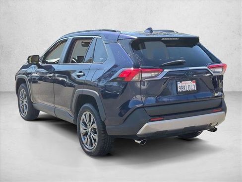 Used 2022 Toyota RAV4 Limited AWD/4WD image 7