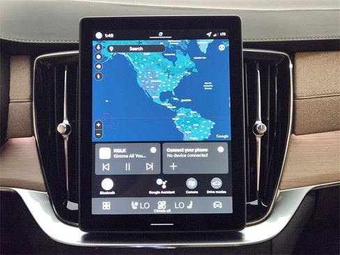 New 2026 Volvo XC90 B6 Plus w/ Protection Package Premier image 17