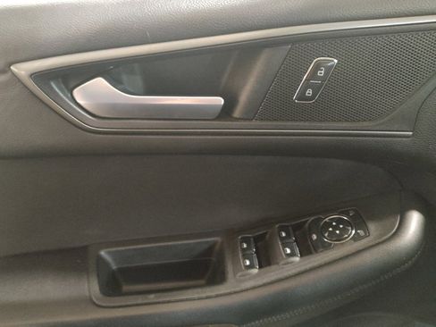 Used 2016 Ford Edge SE image 27