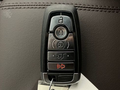 New 2026 Ford Explorer Platinum image 34