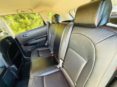 Used 2012 Nissan Rogue SL image 39